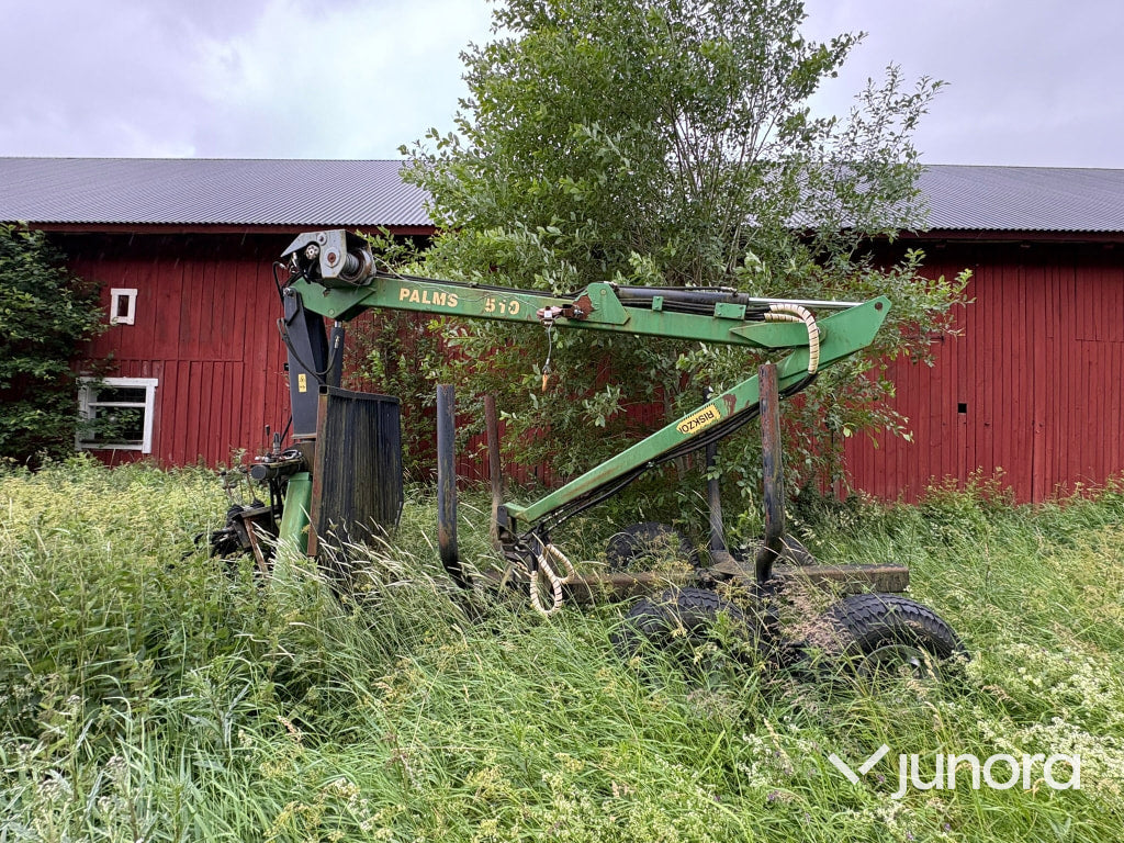 Skogsvagn Palms 510 med kran