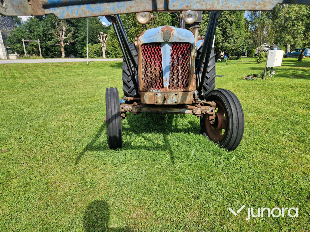 Veterantraktor Fordson Major