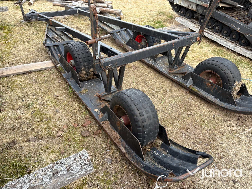 Miniskotare Skogis - Lenko 830