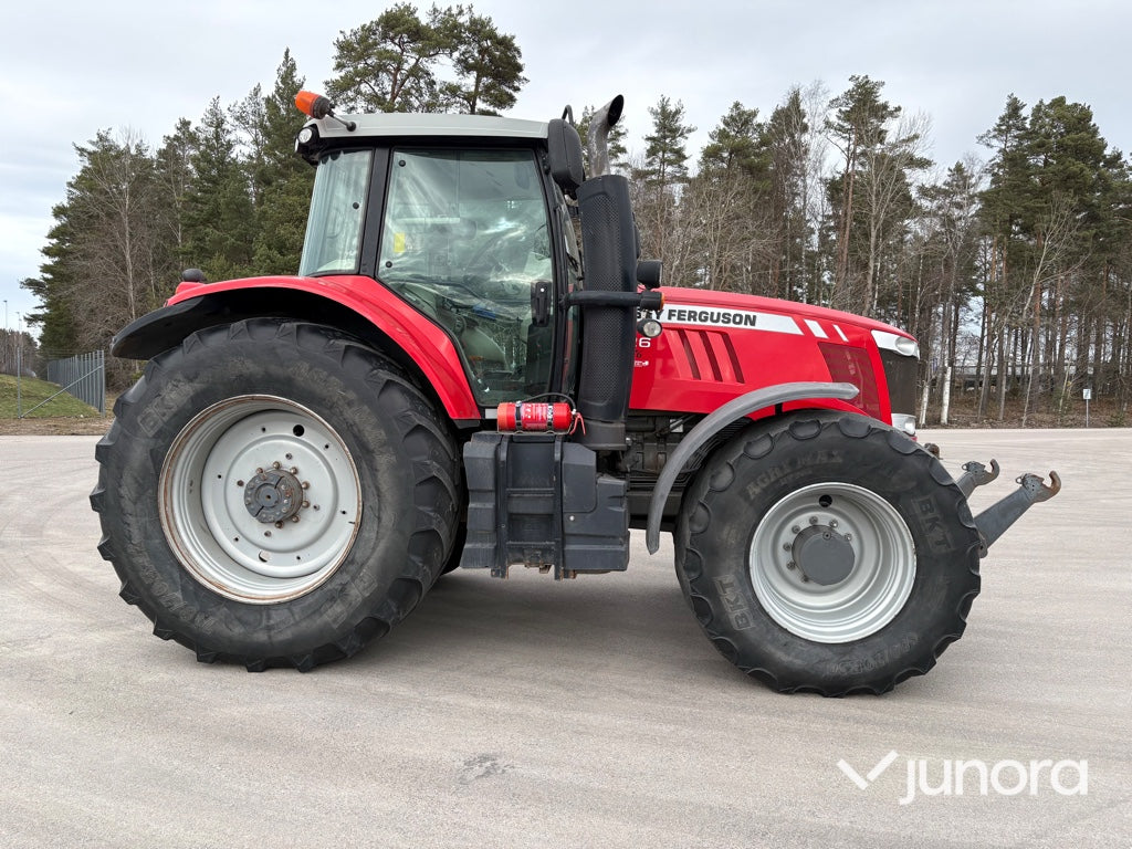 Traktor - Massey Ferguson, MF 7626,  Dyna-6, Med frontlyft