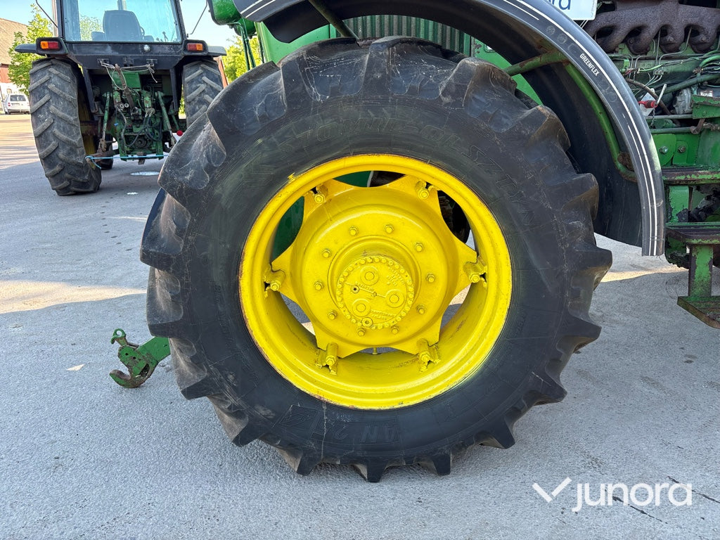 Traktor - John Deere, 4040S MFWD
