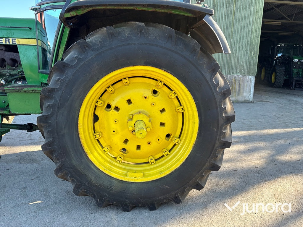 Traktor - John Deere, 4040S MFWD