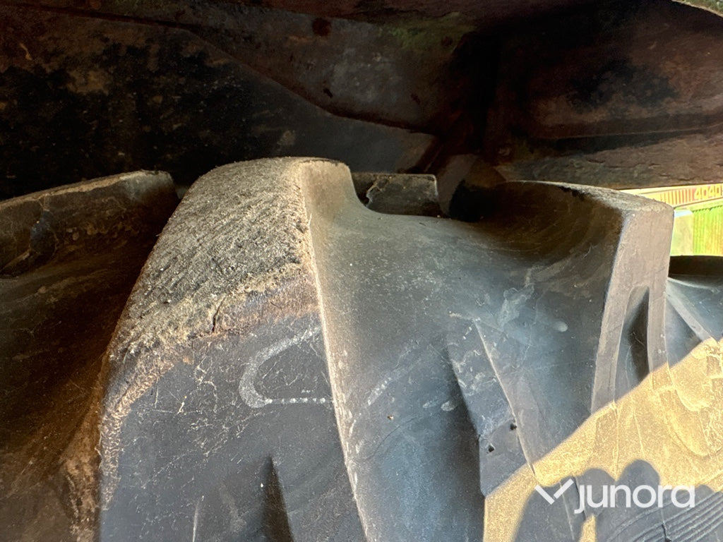 Traktor - John Deere, 4040S MFWD