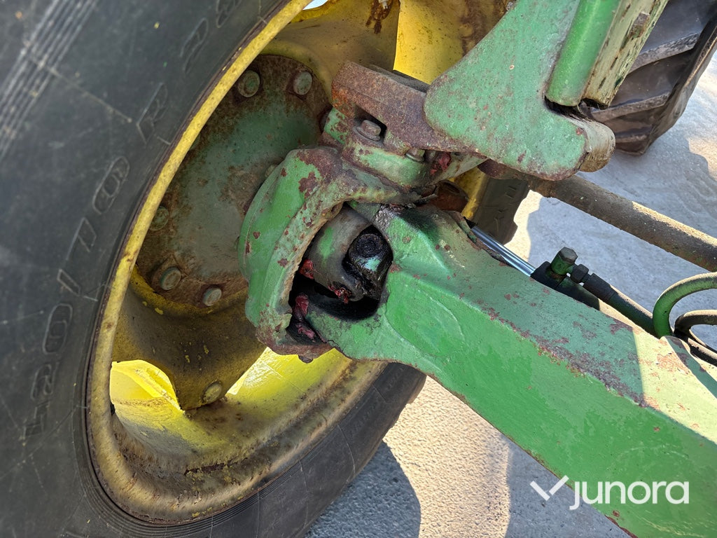 Traktor - John Deere, 4040S MFWD