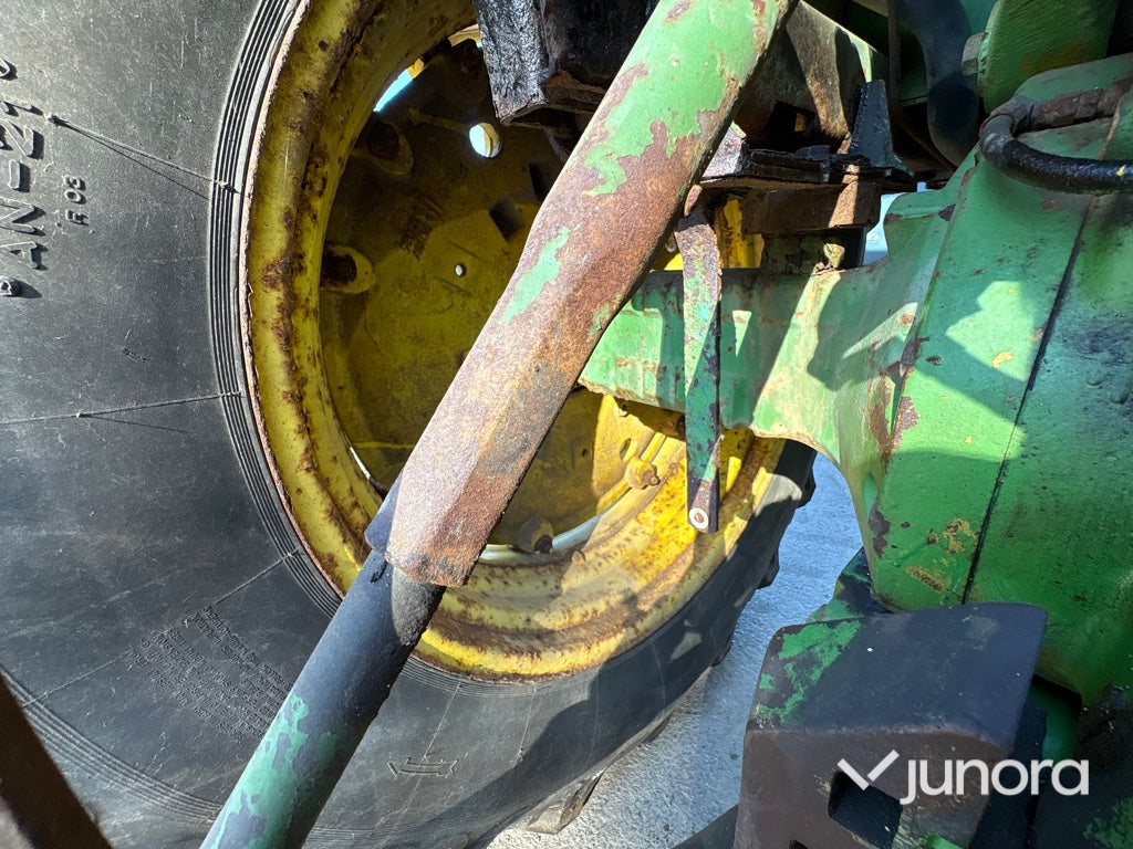 Traktor - John Deere, 4040S MFWD