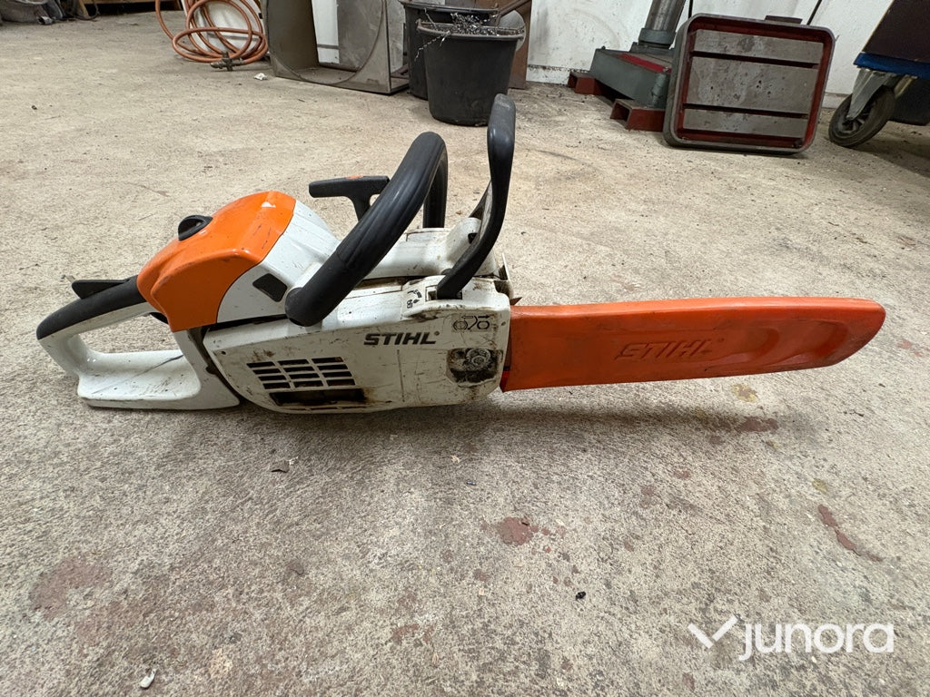 Motorsåg Stihl inkl bensindunk/olja
