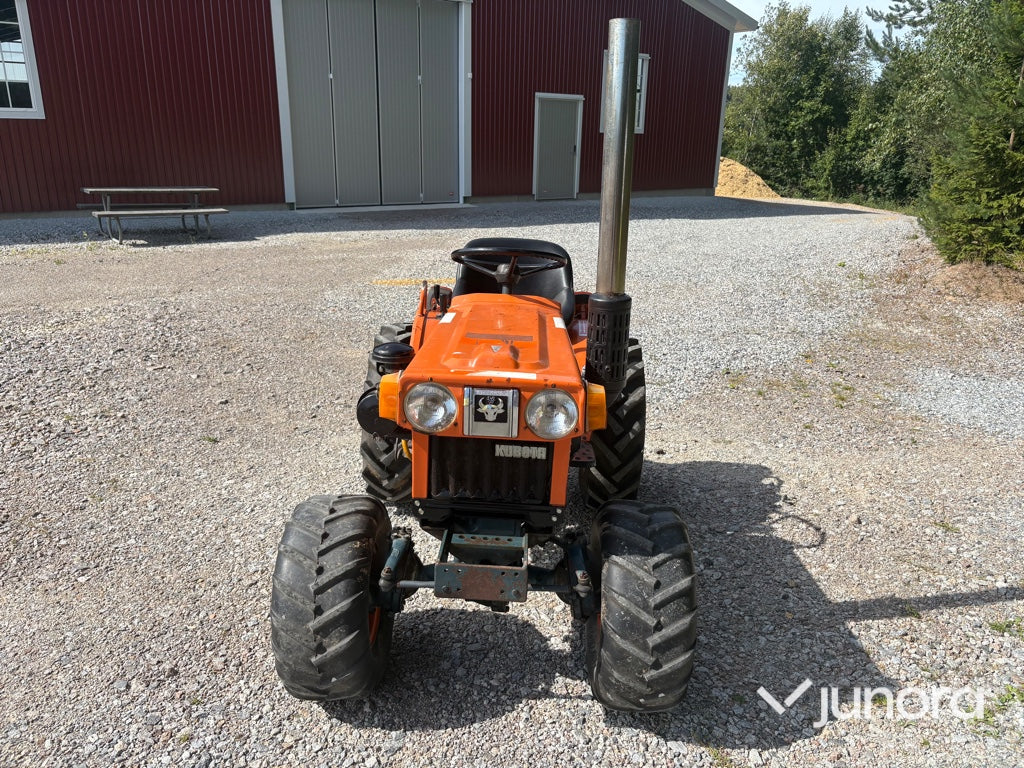 Minitraktor - Kubota, B5100