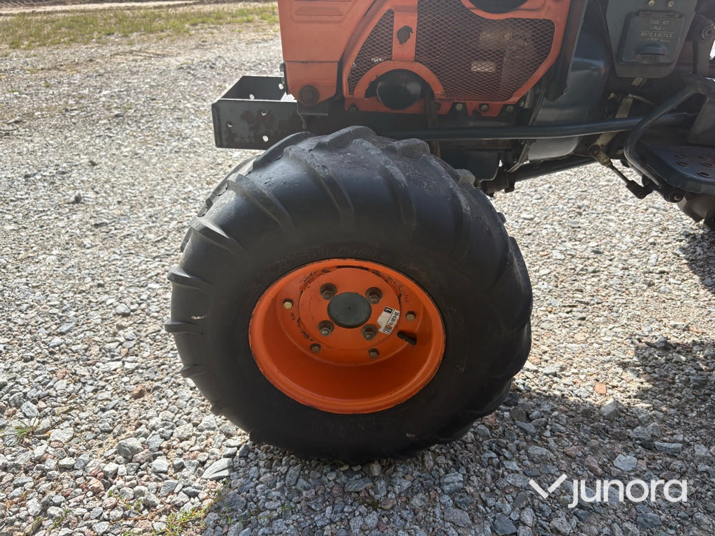 Minitraktor - Kubota, B5100