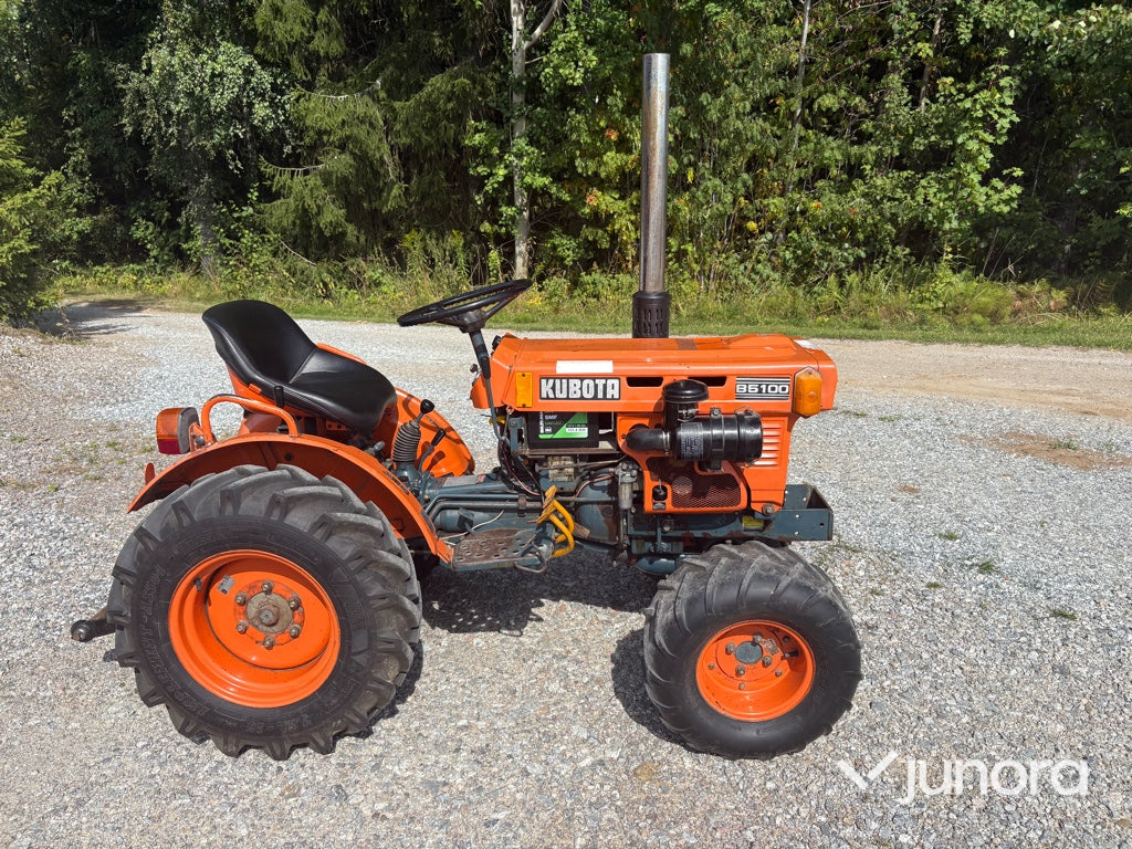 Minitraktor - Kubota, B5100