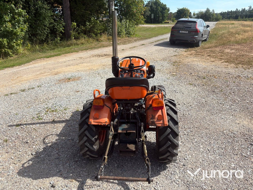 Minitraktor - Kubota, B5100