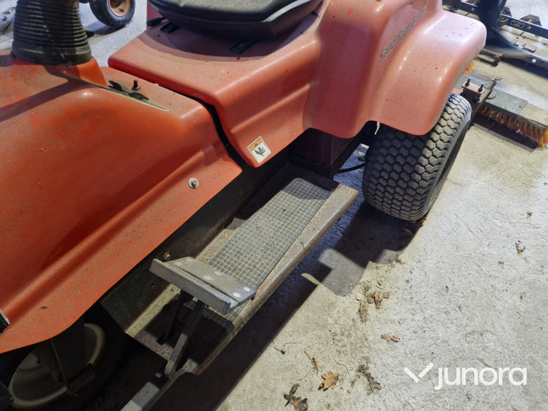 Bunkerkratta - Smithco Sandstar E48V