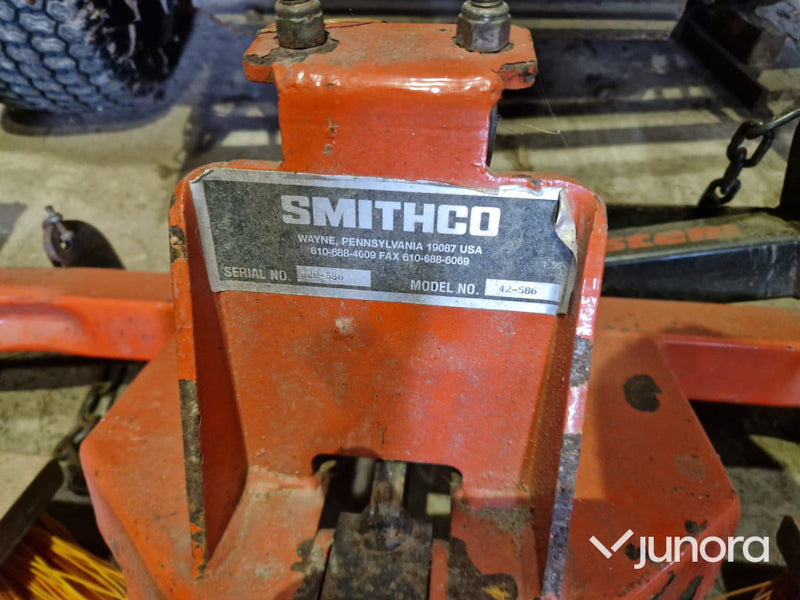 Bunkerkratta - Smithco Sandstar E48V