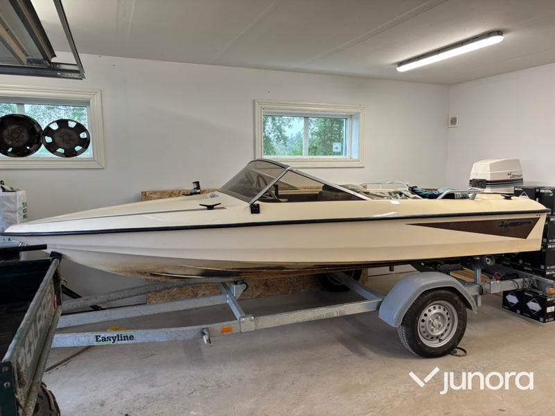 Sportbåt Fletcher Arrow med trailer