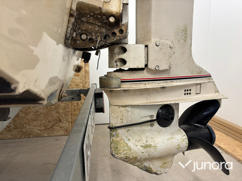 Sportbåt Fletcher Arrow med trailer