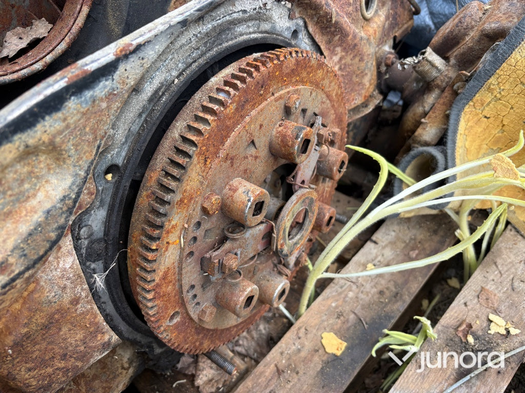Motor och växellåda till Volkswagen 1200
