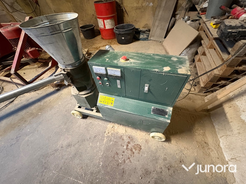 Presspelletsmaskin 11kW EverTec