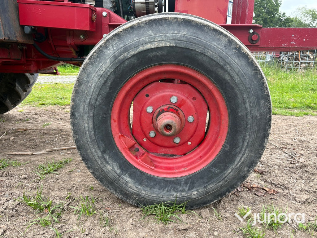 Traktor - Volvo BM 430