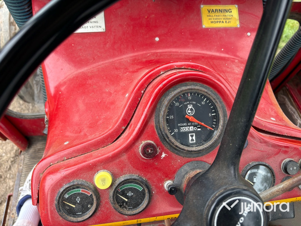 Traktor - Volvo BM 430
