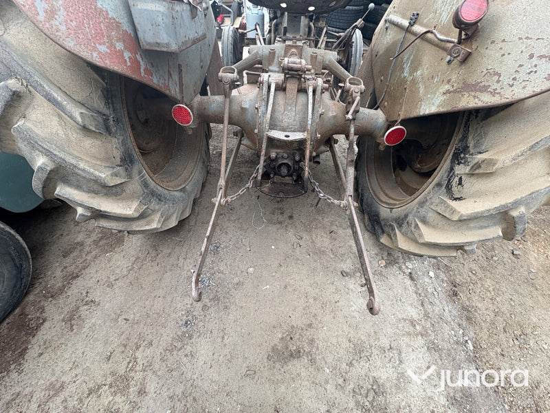 Traktor - Massey Ferguson, TEA-20