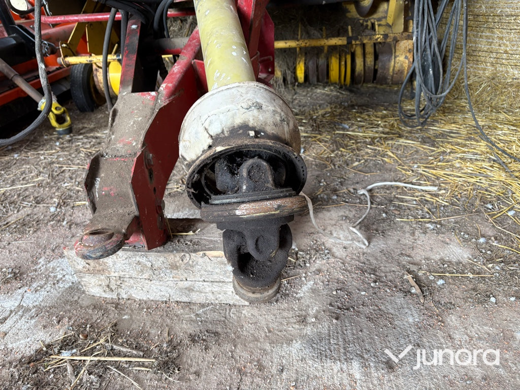 Rundbalspress - New Holland, 644