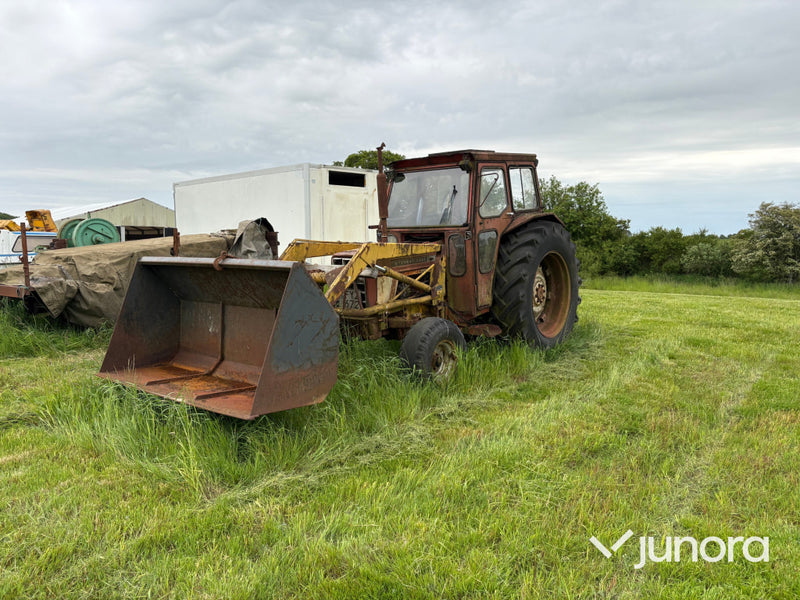 Traktor - IH