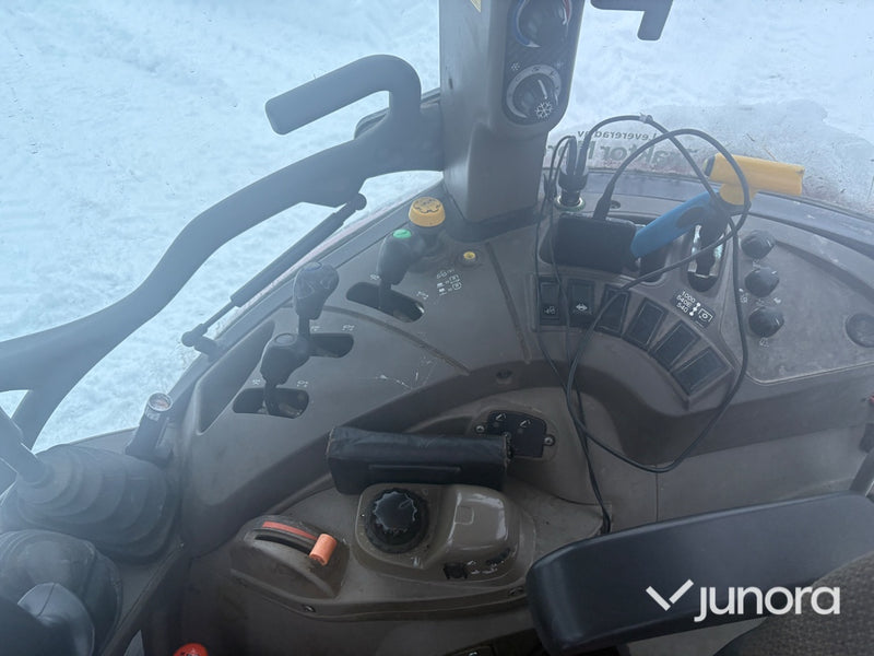 Traktor - Case Farmall 120C