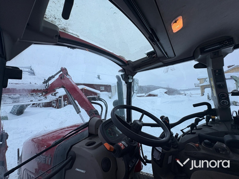 Traktor - Case Farmall 120C