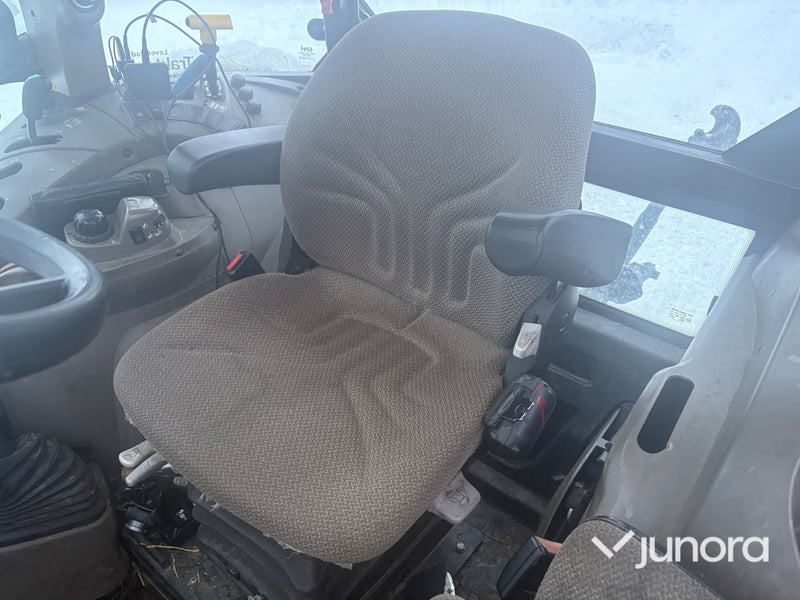 Traktor - Case Farmall 120C