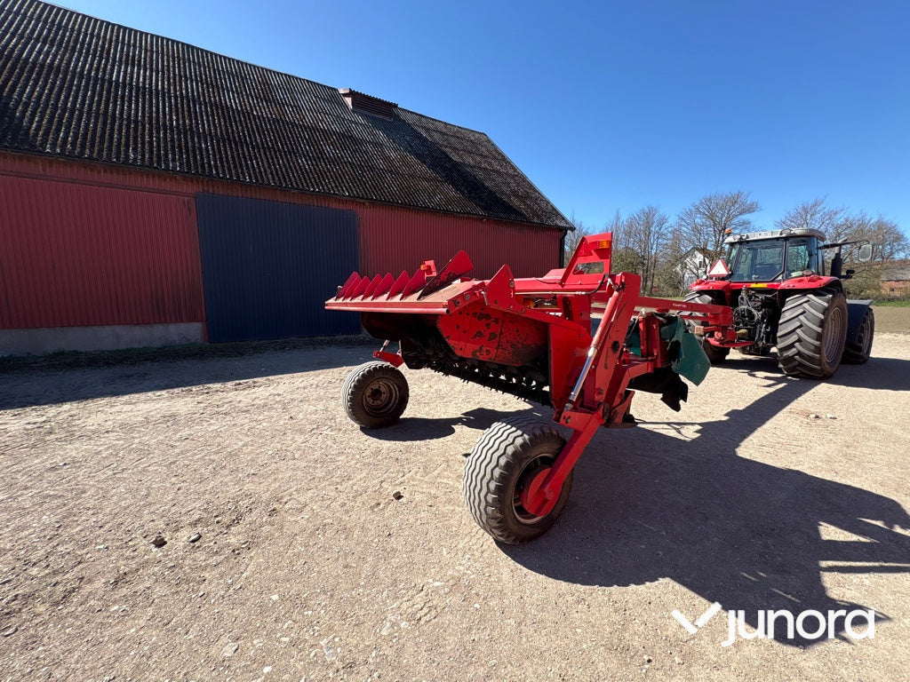 Slotterkross - Kverneland, Taarup 4032C