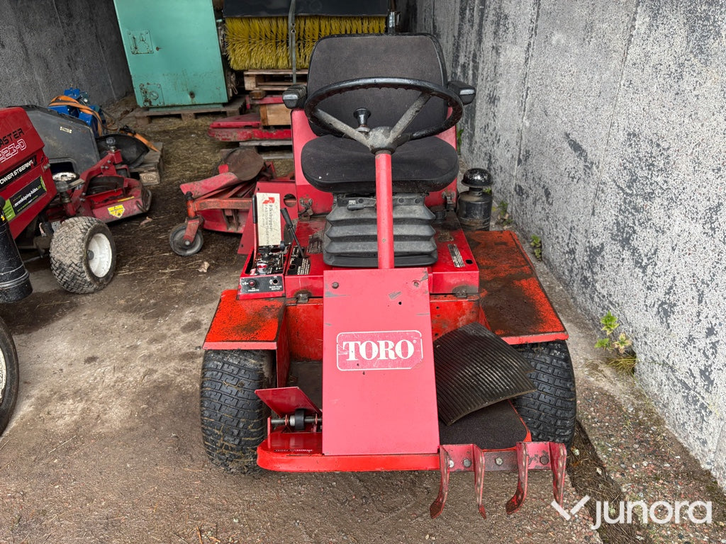 Åkgräsklippare Toro Groundmaster 217-D