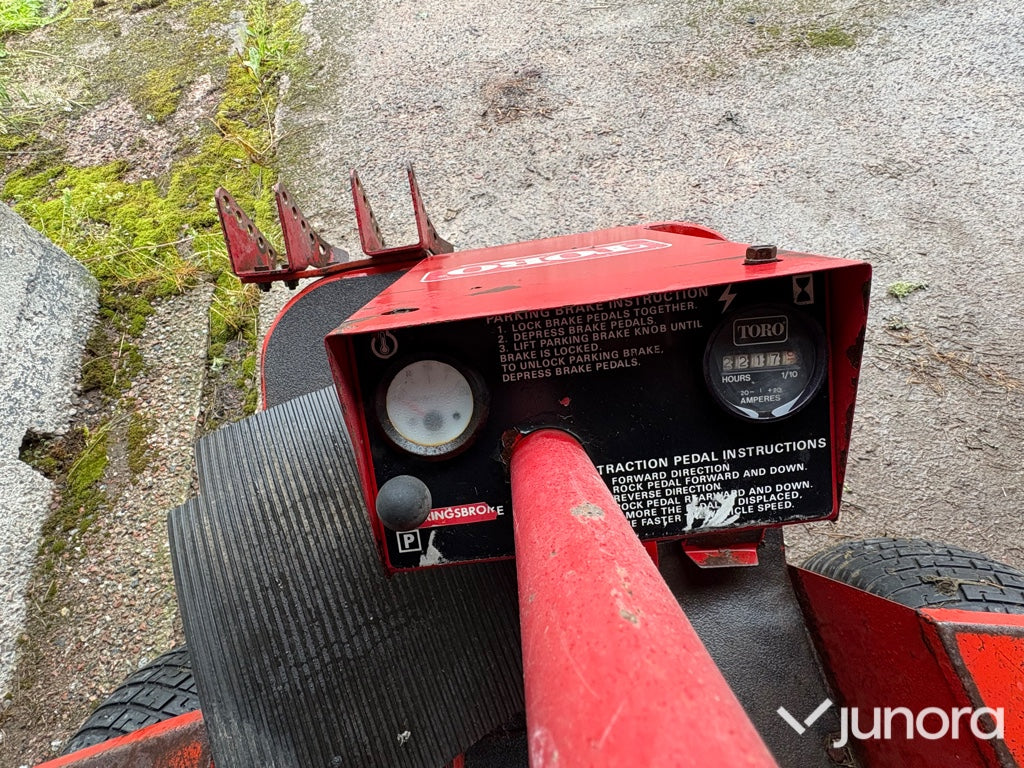 Åkgräsklippare Toro Groundmaster 217-D
