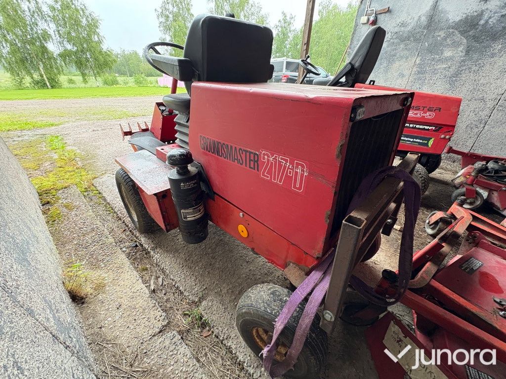 Åkgräsklippare Toro Groundmaster 217-D