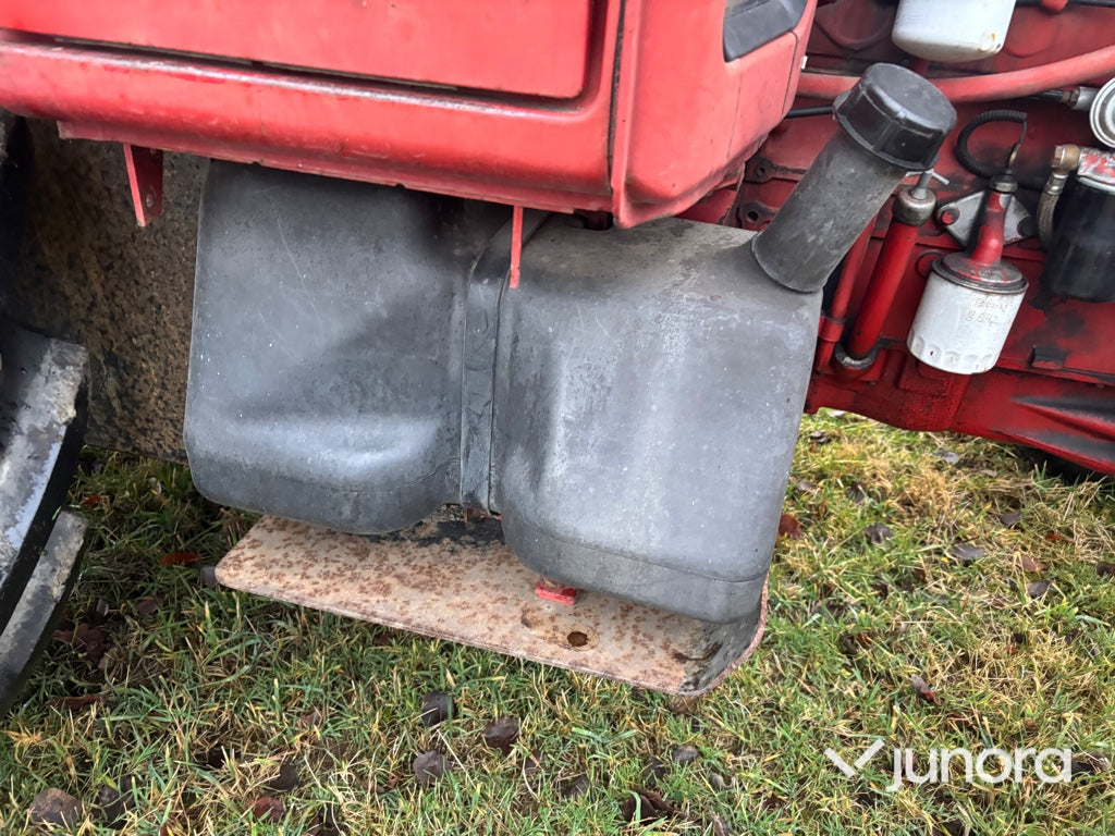 Traktor - IH 685XL