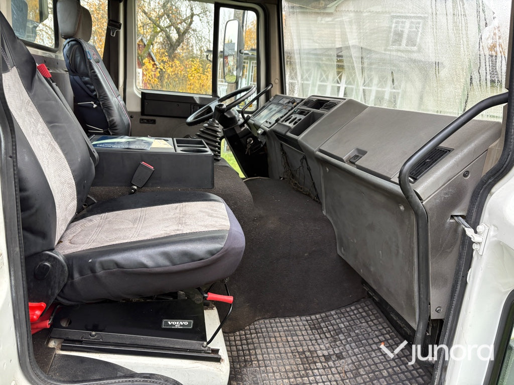 Lastväxlare Volvo FL608 4X2
