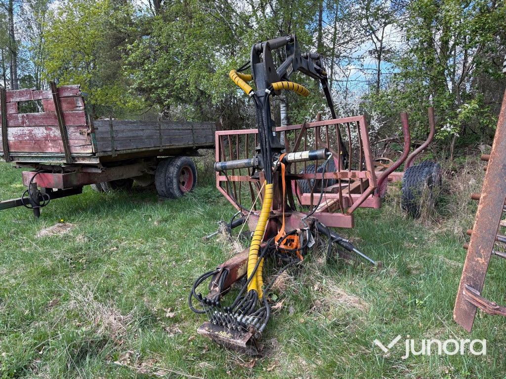 Skogsvagn med kran - KTS, 7 ton