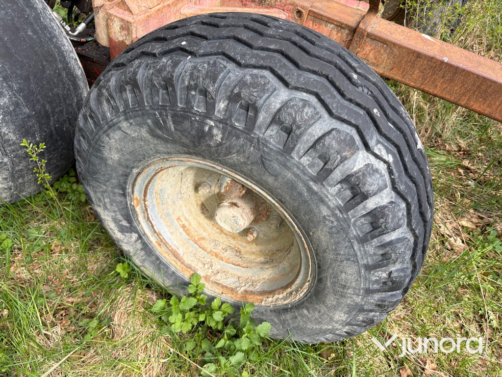 Skogsvagn med kran - KTS, 7 ton