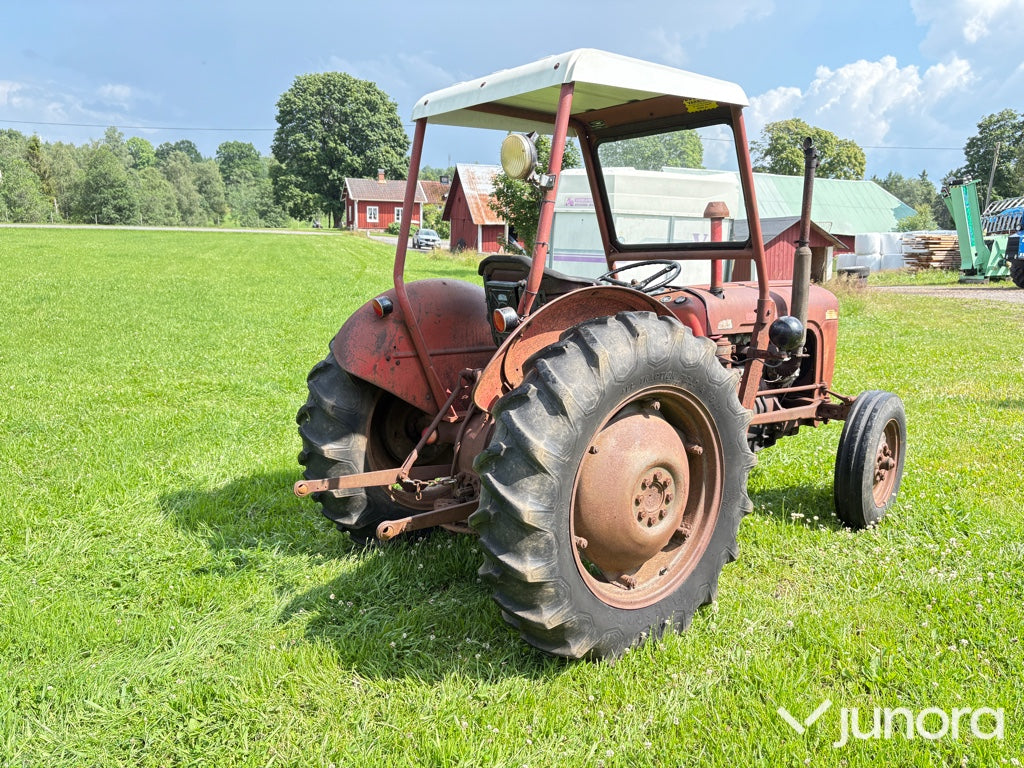 Massey Ferguson 35
