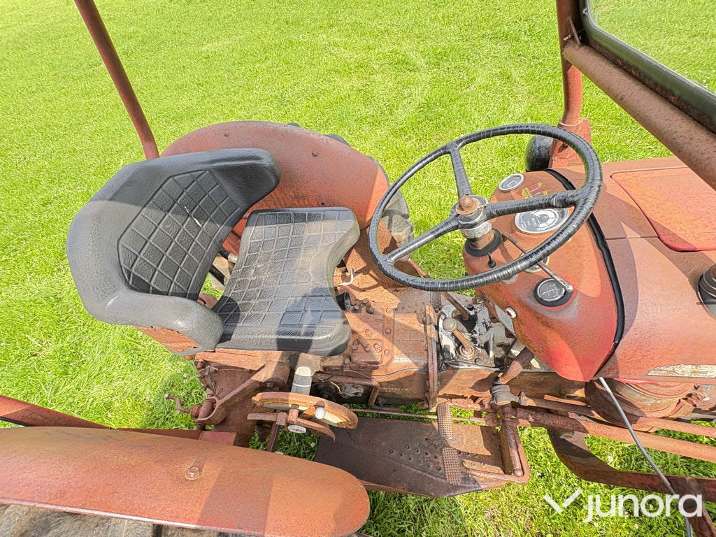 Massey Ferguson 35