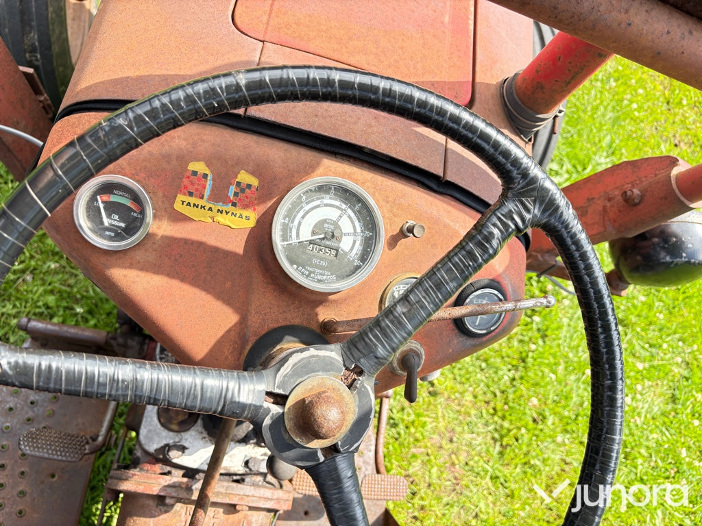 Massey Ferguson 35