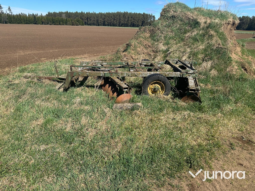 Skålsvans - John Deere
