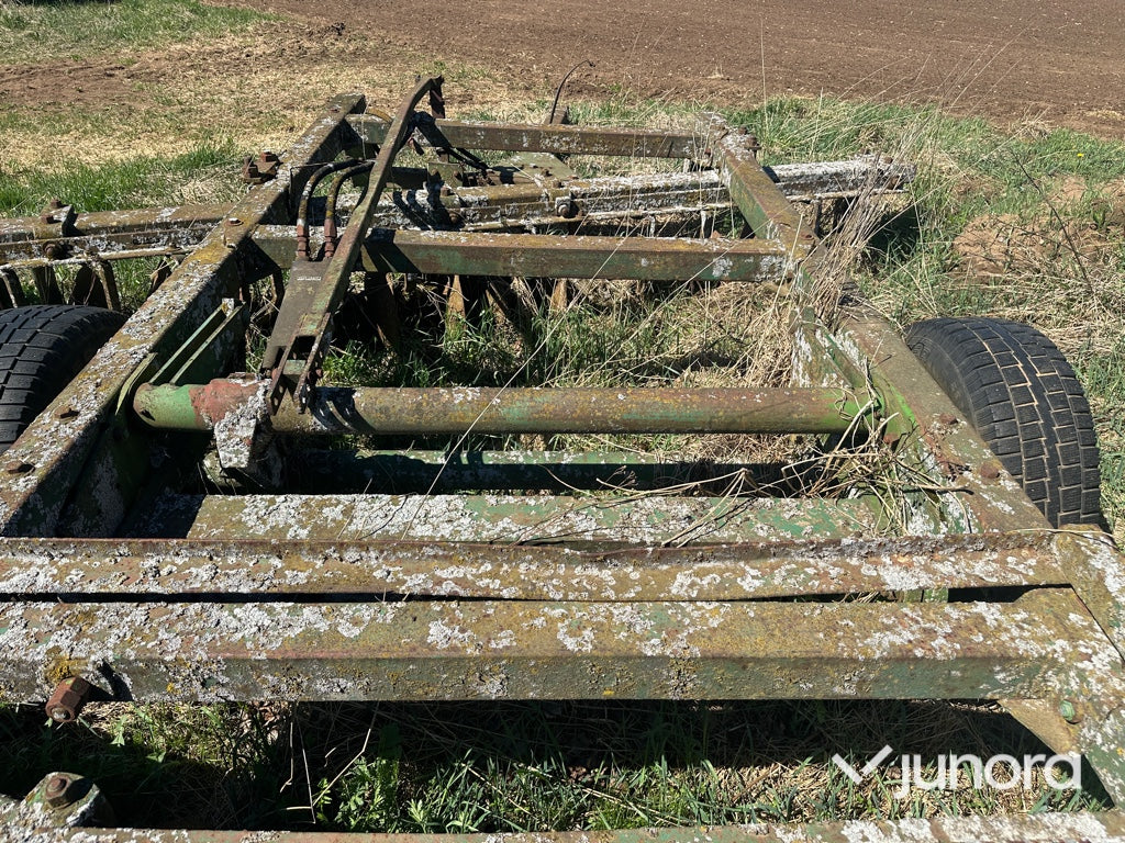Skålsvans - John Deere
