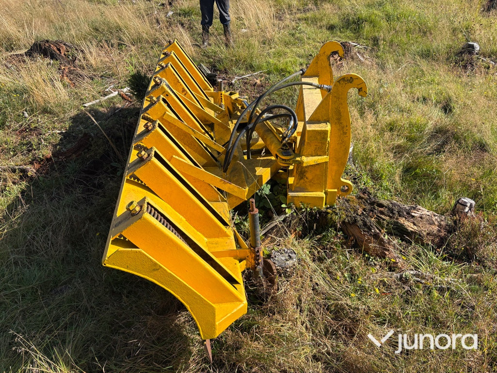 Hydrauliskt vikplogblad med Stora BM