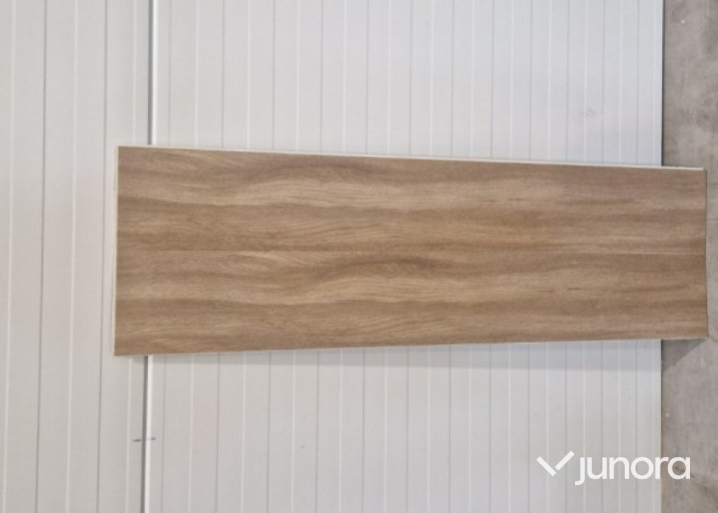 Vinylgolv – 114 m², mörk ek (SPC, klickgolv)