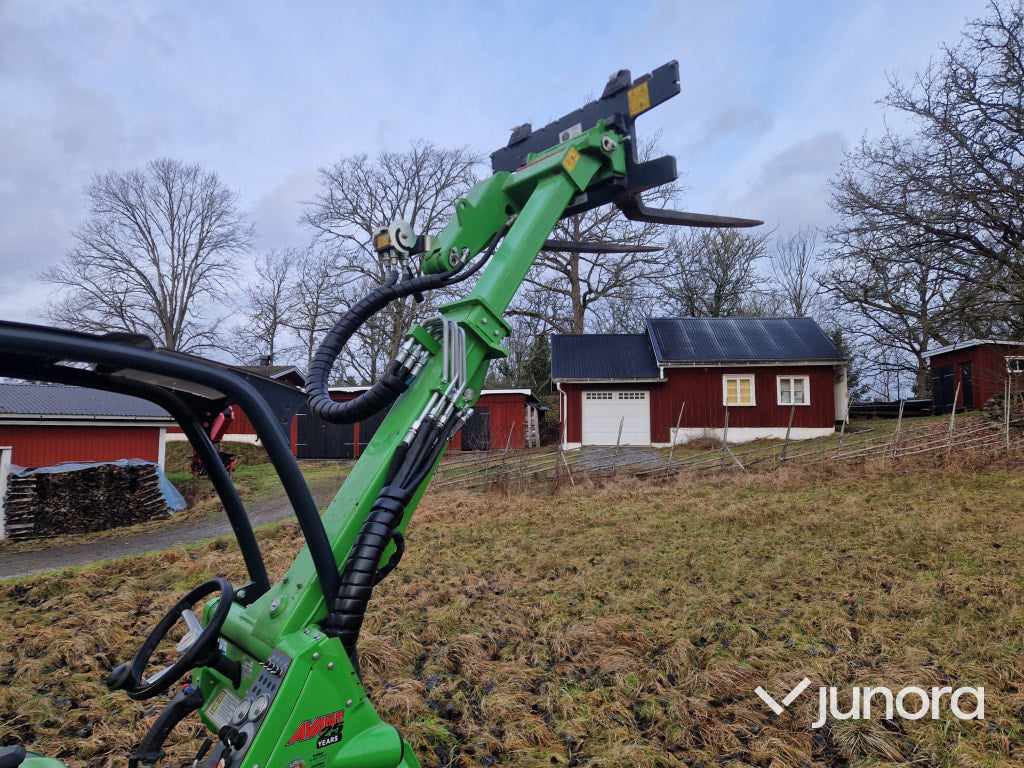 Kompaktlastare – Avant 420 (2016)