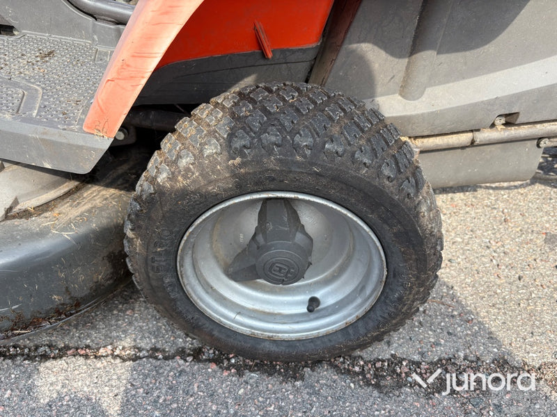 Gräsklippare - Husqvarna, R111B