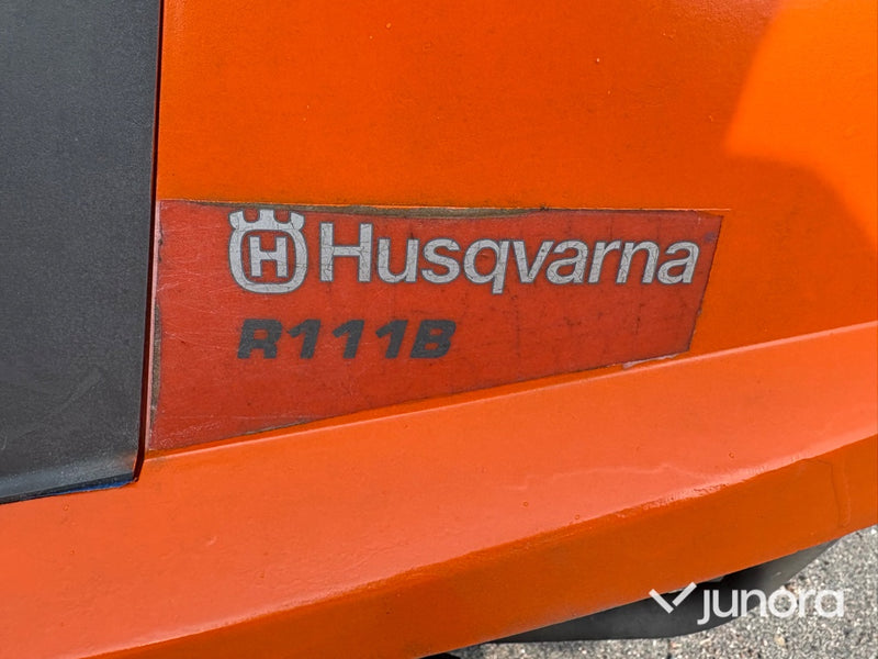 Gräsklippare - Husqvarna, R111B