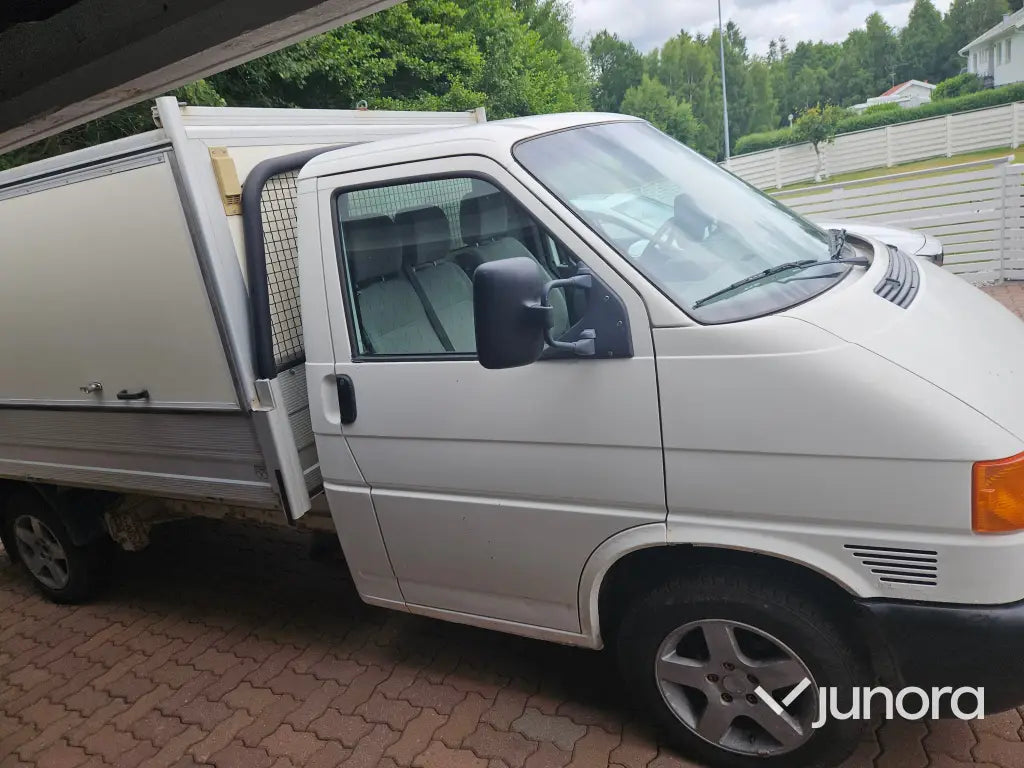 Lätt lastbil - Volkswagen Transporter  2.5 TDI Manuell, 102hk, 2002