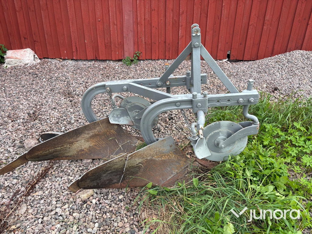 2-skärig Plog - Ferguson Grålle