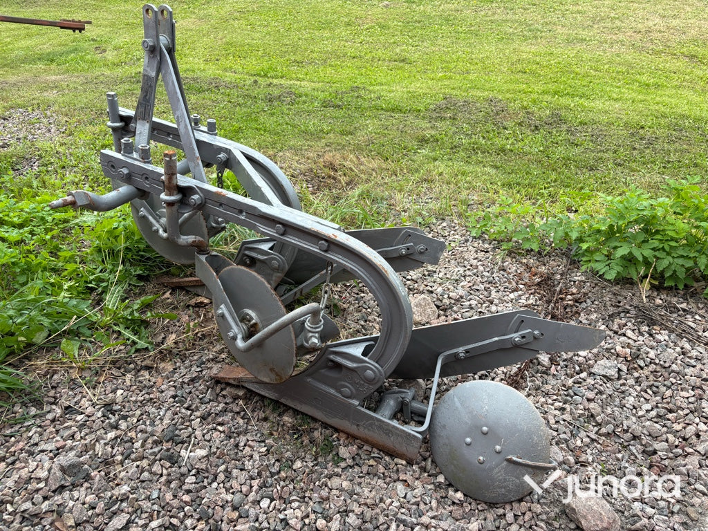 2-skärig Plog - Ferguson Grålle