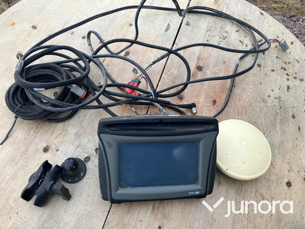 Trimble CFX-750 GPS